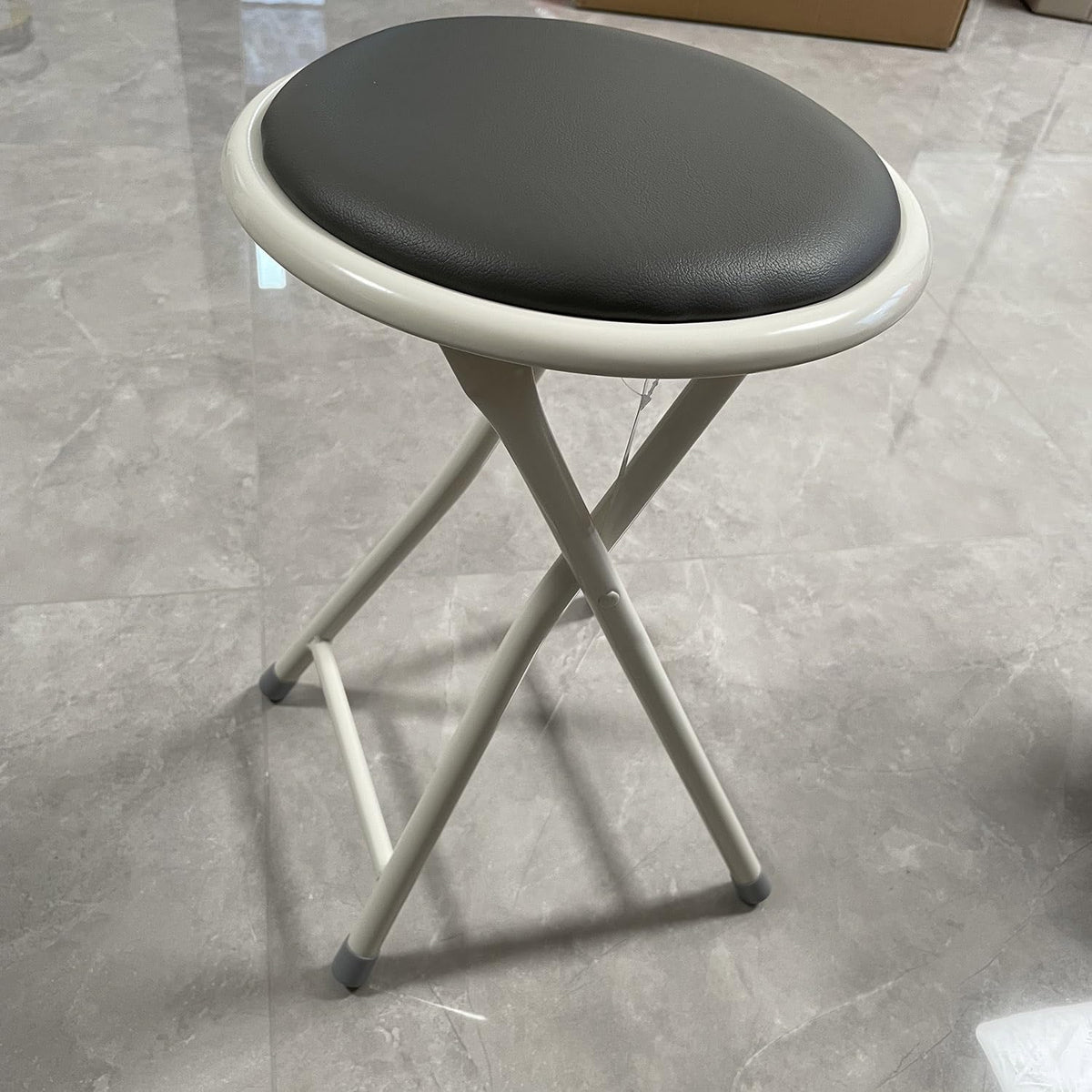 Black Folding Round Padded Bar Stool Q60535