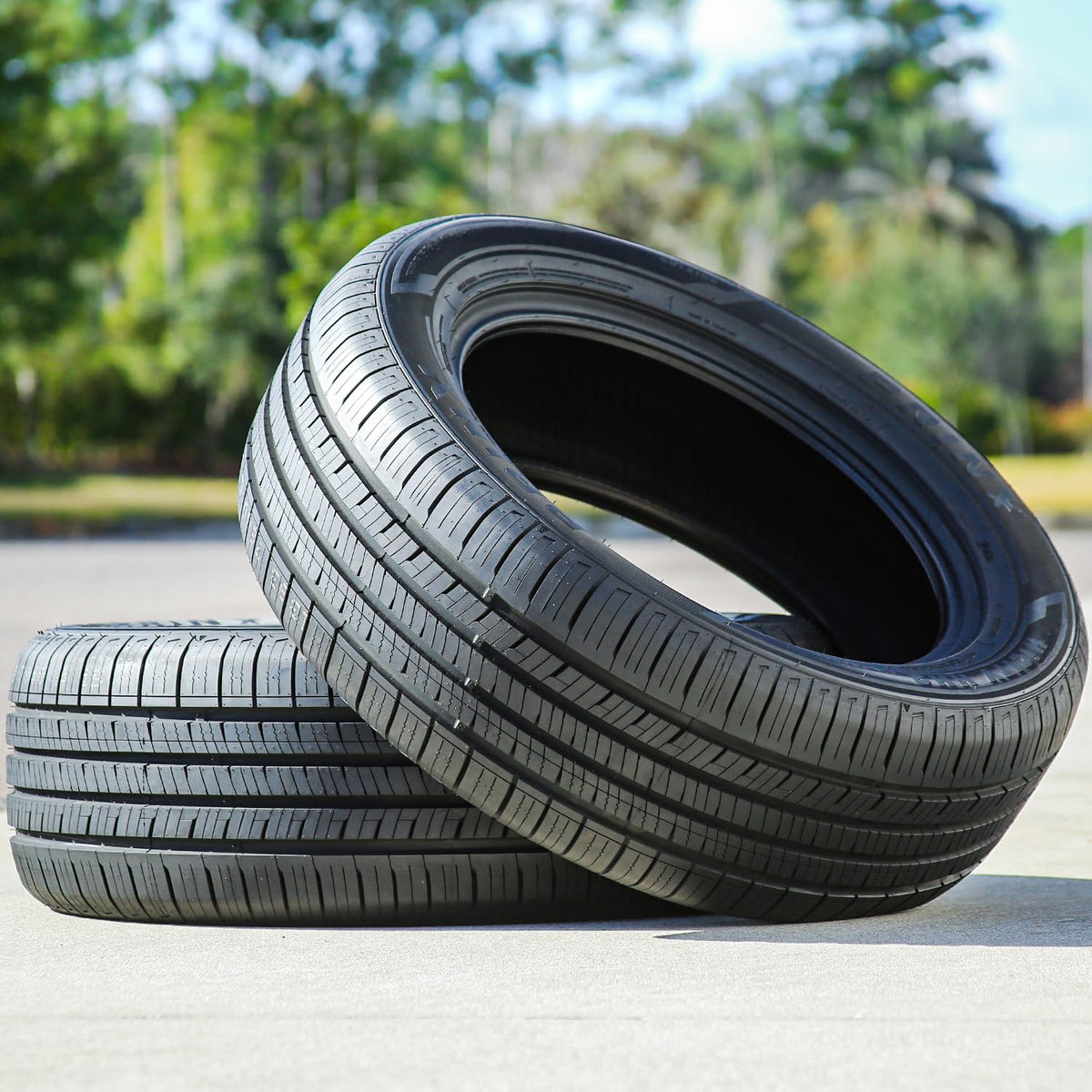 All Season 225/60R17 99V Passenger Tire Z264014